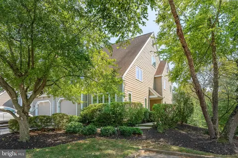 15 Wellfleet Ln, Chesterbrook, PA 19087
