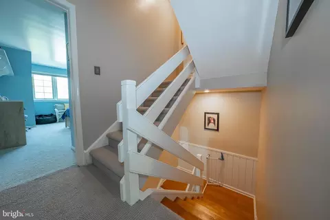 Entry Way - 15 Wellfleet Ln, Chesterbrook, PA 19087 photo 5 of 7