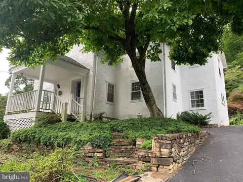 339 N Warren Ave, Malvern, PA 19355