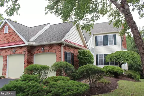 13 Fenwyck Cir, Phoenixville, PA 19460