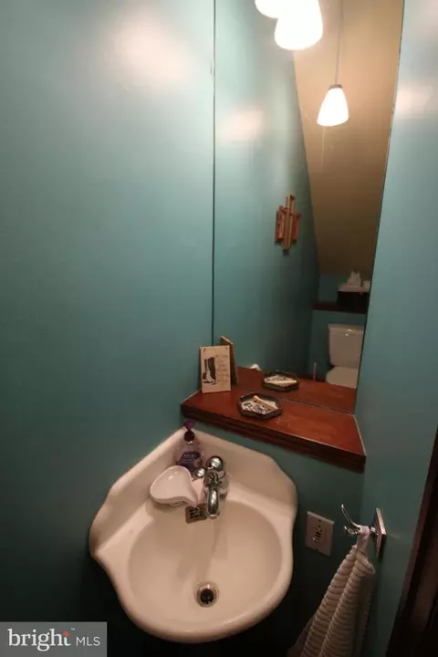 323 Gay St, Phoenixville, PA 19460