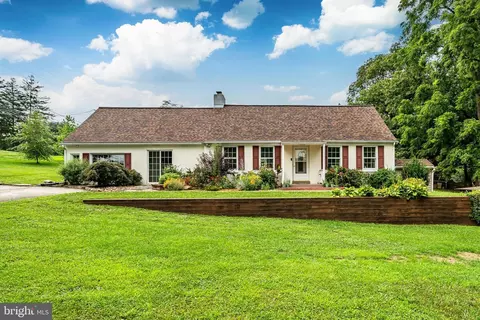 301 N Bailey Rd, Thorndale, PA 19372