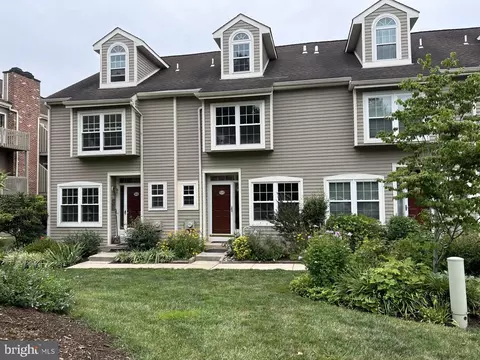 505 Cheswold Ct, Chesterbrook, PA 19087