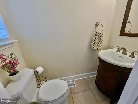 505 Cheswold Ct, Chesterbrook, PA 19087 photo 13