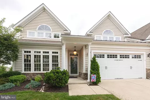 1132 Balfour Cir, Phoenixville, PA 19460