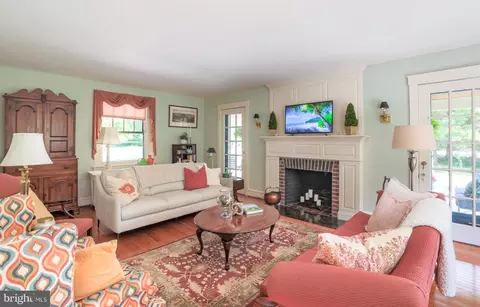 133 Spencer Rd, Devon, PA 19333 photo 4