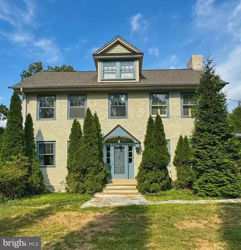 133 Spencer Rd, Devon, PA 19333 photo 2