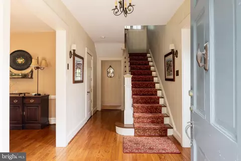 133 Spencer Rd, Devon, PA 19333 photo 3
