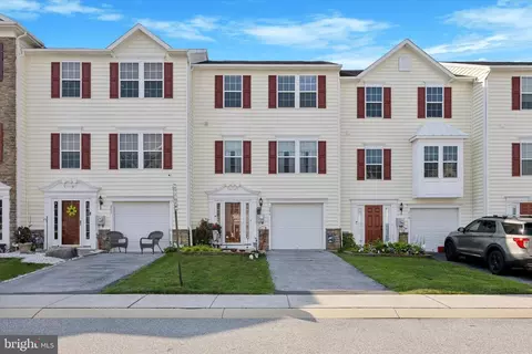 208 Bardel Dr, Coatesville, PA 19320