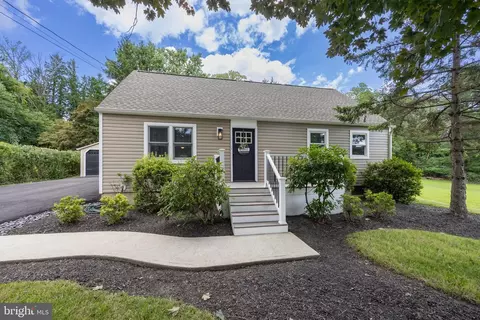 18 Rutgers Dr, Exton, PA 19341