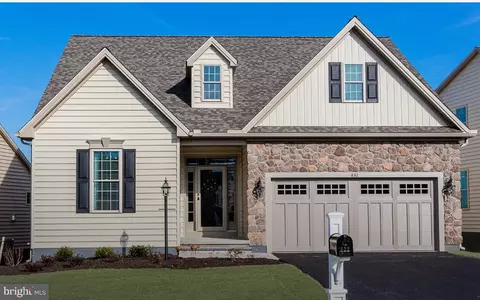 637 Greenbriar Path, Cochranville, PA 19330