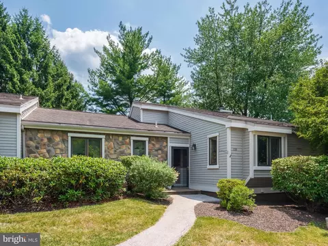 720 Inverness Dr, West Chester, PA 19380