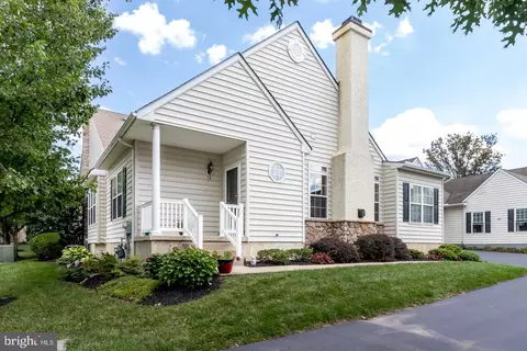 192 Rose View Dr, West Grove, PA 19390