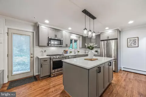 414 Red Coat Ln, Wayne, PA 19087 photo 9