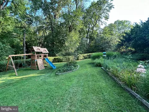 414 Red Coat Ln, Wayne, PA 19087 photo 4