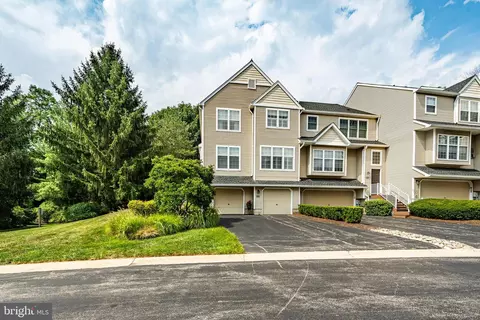 444 Lake George Cir, West Chester, PA 19382