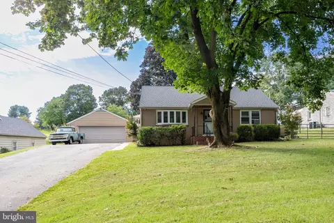 1419 S Whitford Rd, West Chester, PA 19380
