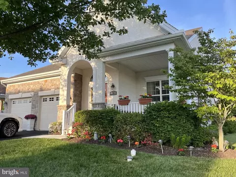 204 Hendrickson Ln, West Grove, PA 19390