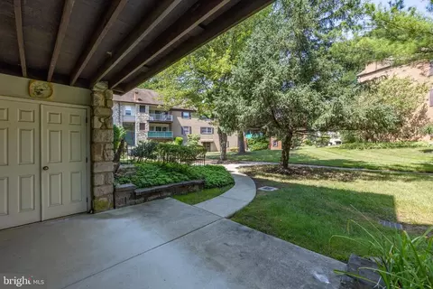 Exterior - 110 Drummers Ln, Wayne, PA 19087 photo 2 of 5