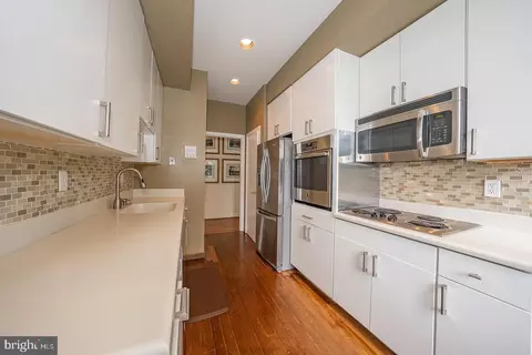 17 Etienne, Devon, PA 19333 photo 10