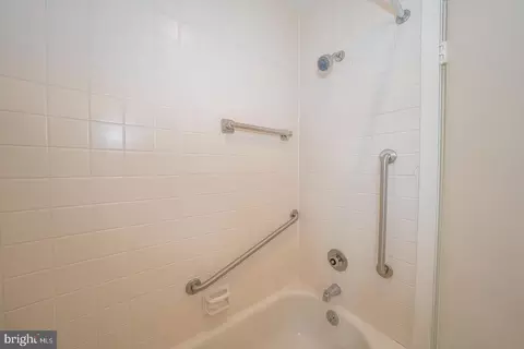 17 Etienne, Devon, PA 19333 photo 28