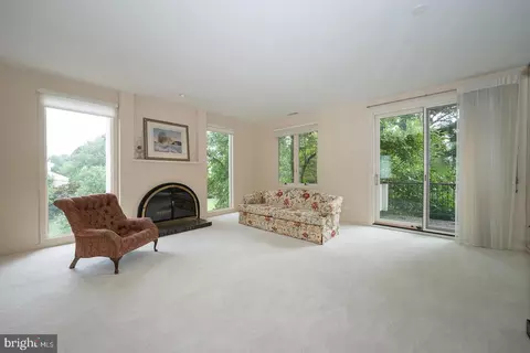 17 Etienne, Devon, PA 19333 photo 14