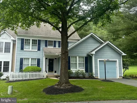 805 Macduff Ct, Chadds Ford, PA 19317