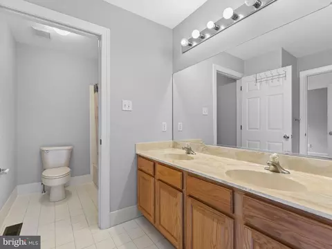 219 Windham Dr, Exton, PA 19341 photo 34