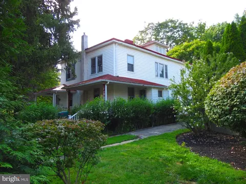 433 Monument Ave, Malvern, PA 19355