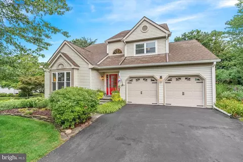 7 Regents Ct, Kennett Square, PA 19348