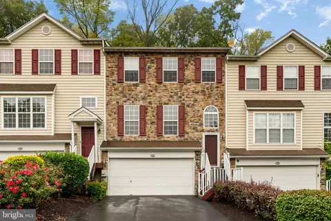 214 Yorktown Ct, Malvern, PA 19355