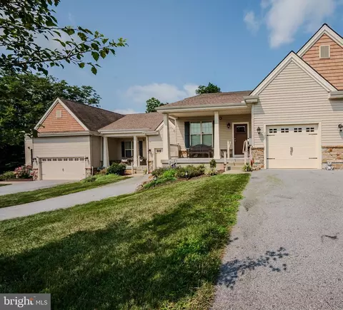 137 Harlow Pointe Ct, Landenberg, PA 19350