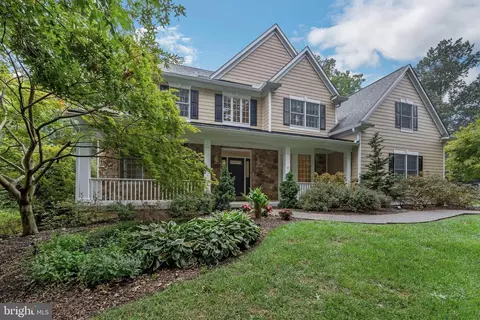 106 Saint Andrews Dr, Avondale, PA 19311