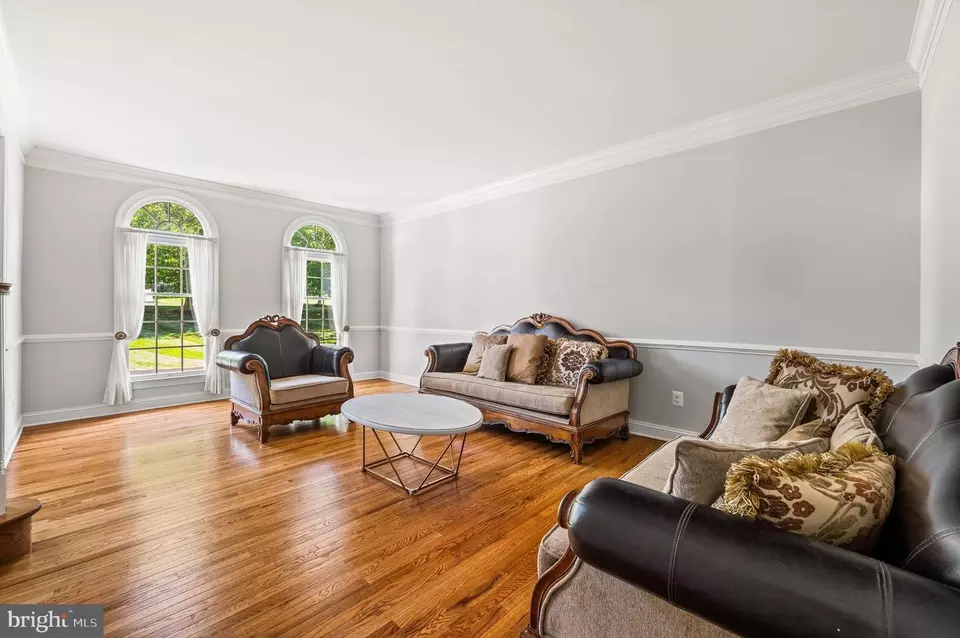  470 Springview Ln, Phoenixville, PA 19460 photo 4