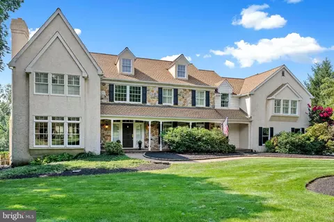 1843 Huntsman Ln, West Chester, PA 19382