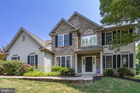 50 Hillbrook Dr, Honey Brook, PA 19344
