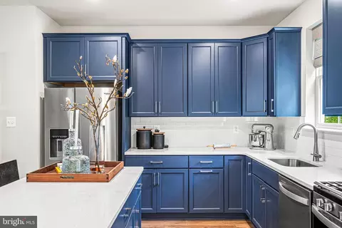 115 Four Leaf Dr, Downingtown, PA 19335