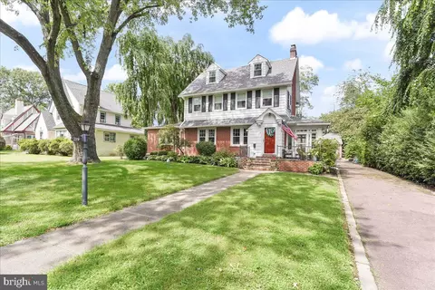 219 Anderson Ave, Phoenixville, PA 19460