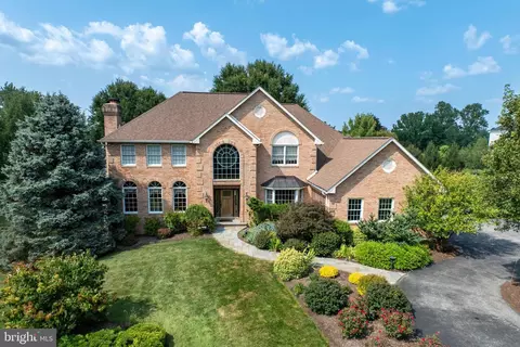 921 Evergreen Ln, Chester Springs, PA 19425