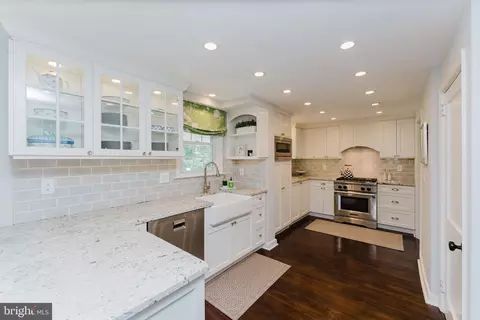 Kitchen - 196 Homestead Rd, Wayne, PA 19087 photo 2 of 7
