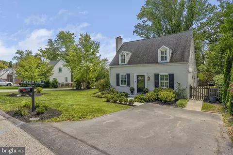 Exterior - 196 Homestead Rd, Wayne, PA 19087 photo 9 of 9