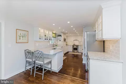 Kitchen - 196 Homestead Rd, Wayne, PA 19087 photo 4 of 7