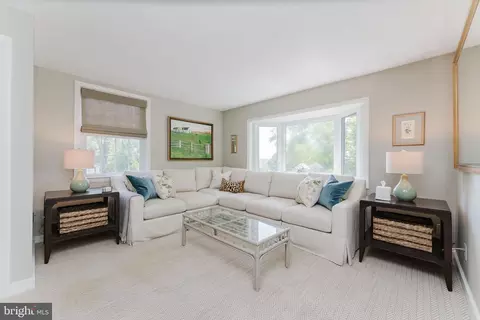 Living - 196 Homestead Rd, Wayne, PA 19087 photo 1 of 3