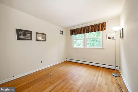 Bedroom - 755 N Valley Forge Rd, Devon, PA 19333 photo 3 of 5