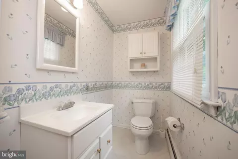 Bath - 755 N Valley Forge Rd, Devon, PA 19333 photo 4 of 4