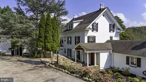 1765 Springhouse Rd, Chester Springs, PA 19425