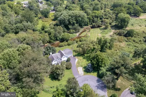 View/Area - 225 N Thistle Down Dr, Kennett Square, PA 19348 photo 2 of 2