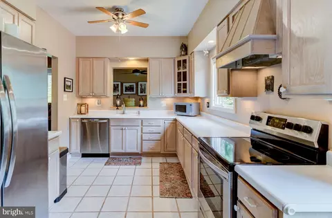 Kitchen - 225 N Thistle Down Dr, Kennett Square, PA 19348 photo 4 of 5