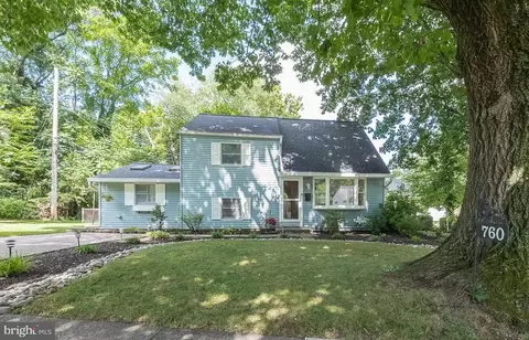 760 Valley Rd, Phoenixville, PA 19460