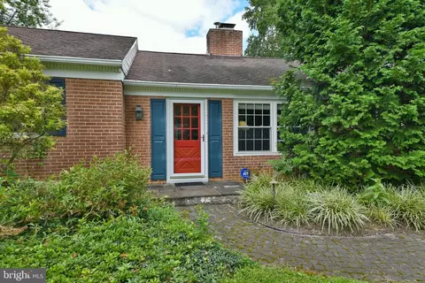 1248 Thomas Rd, Wayne, PA 19087 photo 4